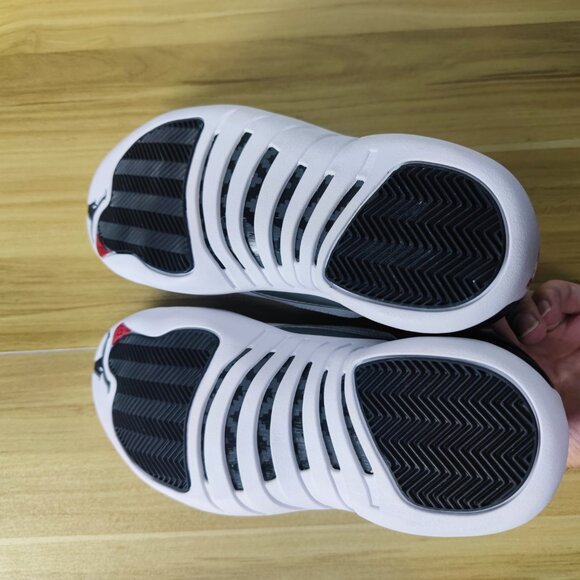 White and black, Jordan Brand, AJ12 sneakers, size 13.5 - Picture 5 of 5